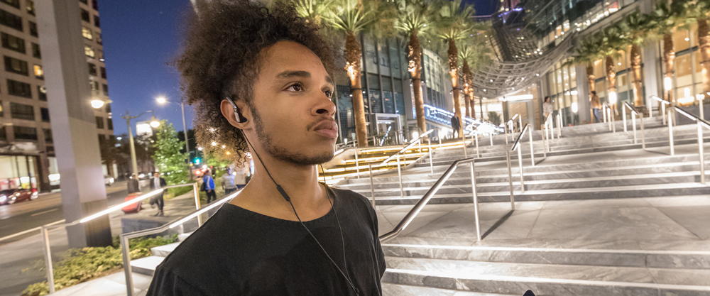 AMBEO SMART HEADSET